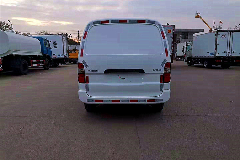 国六金杯快运冷藏车