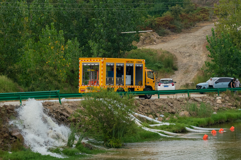 东风多利卡抢险救援车500方每时