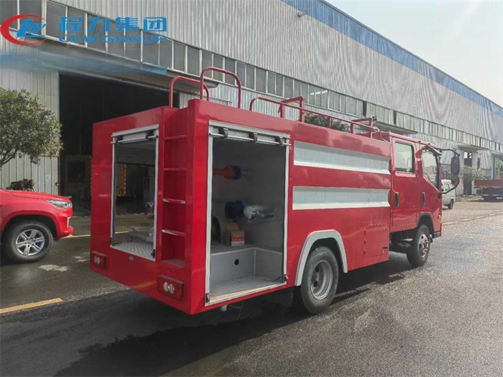 福田小卡2.5方消防洒水车